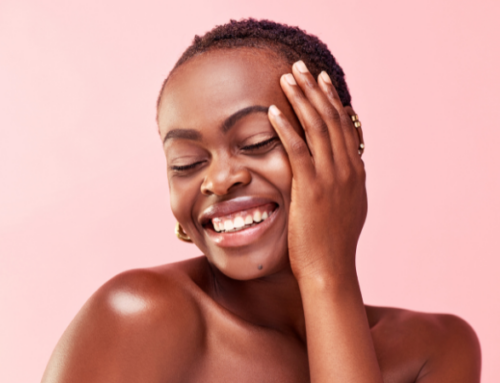 Maquiagem glow: tutorial de como criar uma make com produtos acessíveis